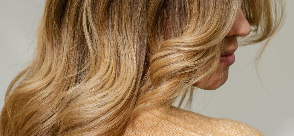 So stellst du eine Haarpflegeroutine f&uuml;r blondes Haar zusammen