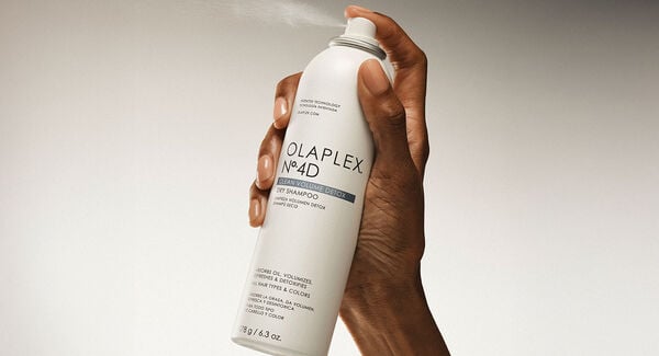 OLAPLEX Nº.4D Dry Shampoo  OLAPLEX Nº.4D Dry Shampoo