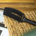 Olivia Garden Fingerbrush Care Iconic Bürste mit doppelten Borsten mittel
