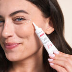 L.C.P Professionnel Global+ Glättende Anti-Aging-Augenpartiepflege mit Peptiden. 15ml