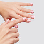 OPI Nature Strong Pflegendes und Beruhigendes Nagelöl 8 ml