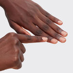 OPI Nature Strong Pflegendes und Beruhigendes Nagel&ouml;l 30 ml